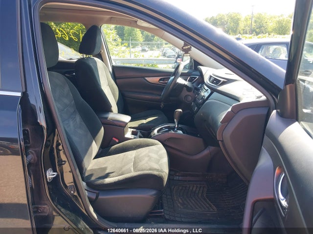 12640661 :رقم المزاد ، 5N1AT2MV4FC845790 vin ، 2015 Nissan Rogue S/sl/sv مزاد بيع