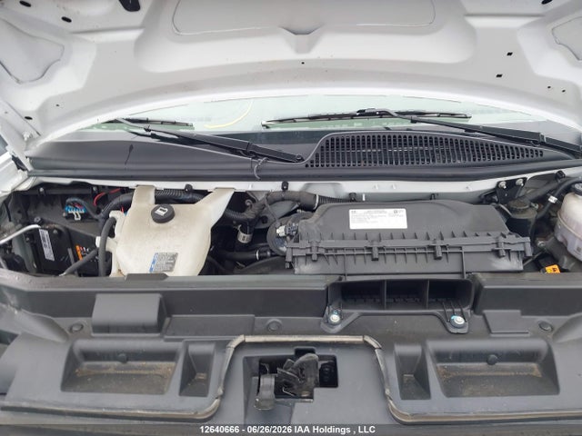Chevrolet Express G2500 2023 1GCWGBFP5P1249050 Image 10