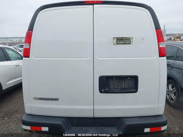 Chevrolet Express G2500 2023 1GCWGBFP5P1249050 Image 16