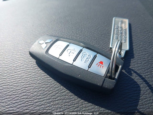 2025 Mitsubishi Outlander მანქანა იყიდება აუქციონზე, vin: JA4J4WA87SZ624550, აუქციონის ნომერი: 12640675