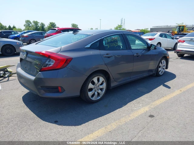 Honda CIVIC EX 2018 2HGFC2F8XJH004260 Image 4