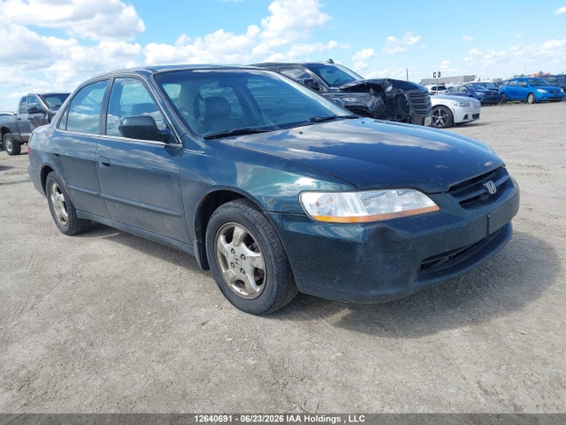 1999 Honda Accord Ex მანქანა იყიდება აუქციონზე, vin: 1HGCG5654XA808429, აუქციონის ნომერი: 12640691