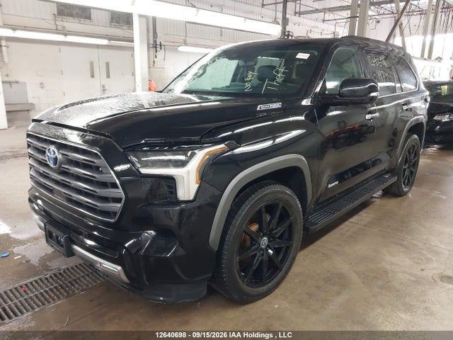 Toyota Sequoia Limited 2023 7SVAAABA2PX011974 Image 2