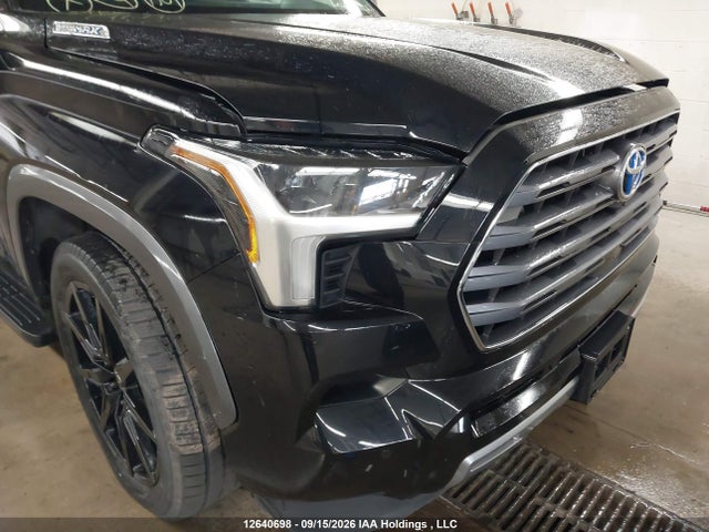 Toyota Sequoia Limited 2023 7SVAAABA2PX011974 Image 6