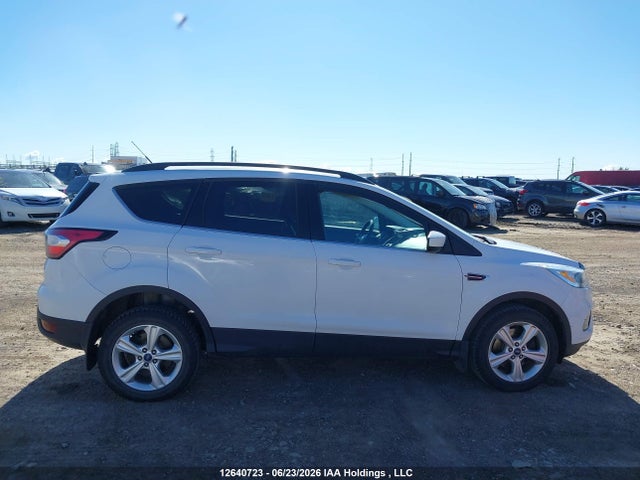 12640723 :رقم المزاد ، 1FMCU9GD3HUA85883 vin ، 2017 Ford Escape Se مزاد بيع
