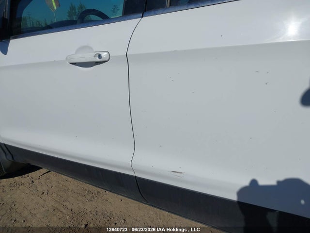 12640723 :رقم المزاد ، 1FMCU9GD3HUA85883 vin ، 2017 Ford Escape Se مزاد بيع