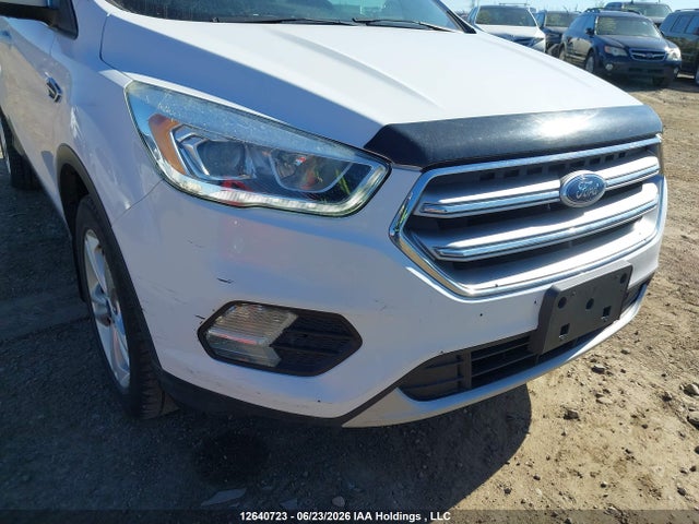 12640723 :رقم المزاد ، 1FMCU9GD3HUA85883 vin ، 2017 Ford Escape Se مزاد بيع