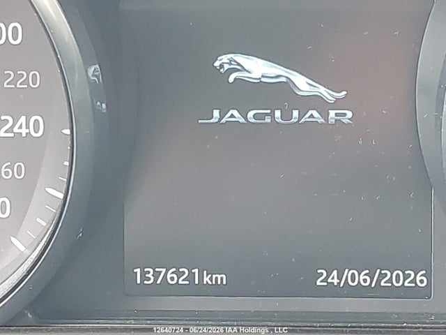 SAJBK4BN8HCY51297 Jaguar Xf Prestige