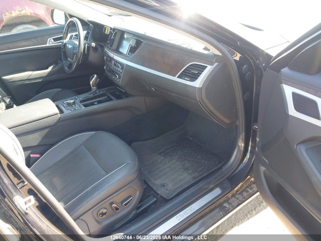 Продажа на аукционе авто 2015 Hyundai Genesis 5.0 Ultimate, vin: KMHGN4JF5FU017514, номер лота: 12640744