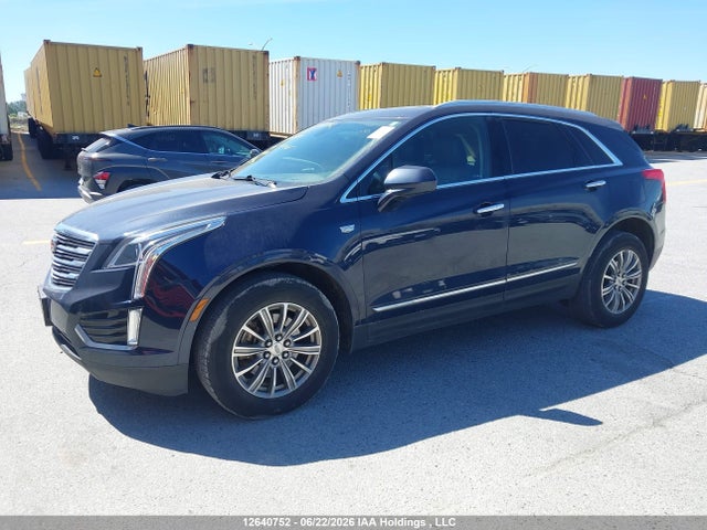 Cadillac XT5 LUXURY 2017 1GYKNDRS5HZ204297 Image 2