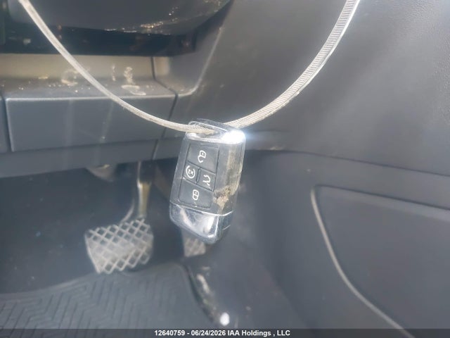 12640759 :رقم المزاد ، 1V2BR2CA1NC561701 vin ، 2022 Volkswagen Atlas مزاد بيع