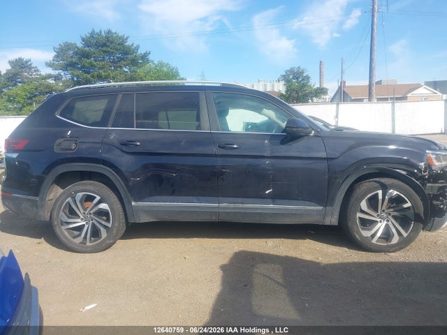12640759 :رقم المزاد ، 1V2BR2CA1NC561701 vin ، 2022 Volkswagen Atlas مزاد بيع