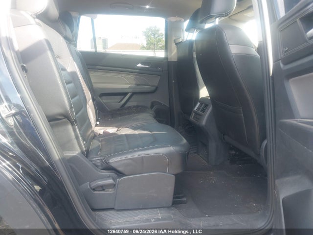 12640759 :رقم المزاد ، 1V2BR2CA1NC561701 vin ، 2022 Volkswagen Atlas مزاد بيع