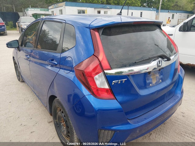 Honda Fit 2015 3HGGK5H87FM104914 Image 3