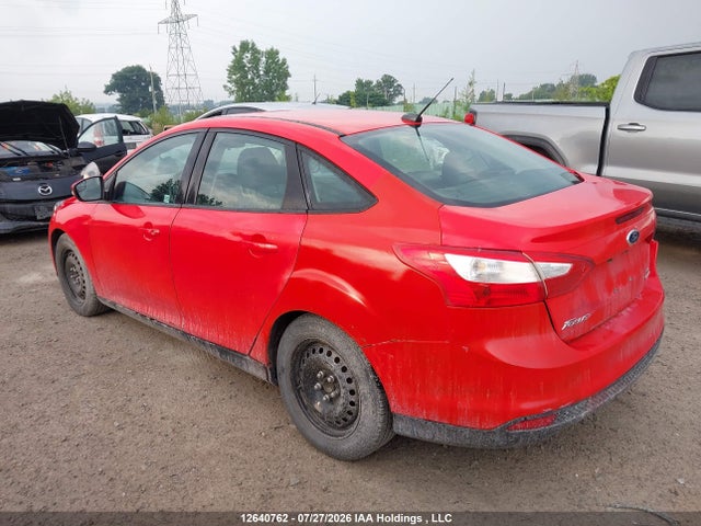 Ford FOCUS SE 2014 1FADP3F26EL187151 Image 3