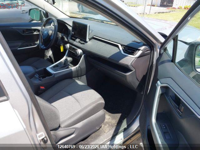 Toyota RAV4 LE 2025 2T3B1RFV0SC551977 Image 6