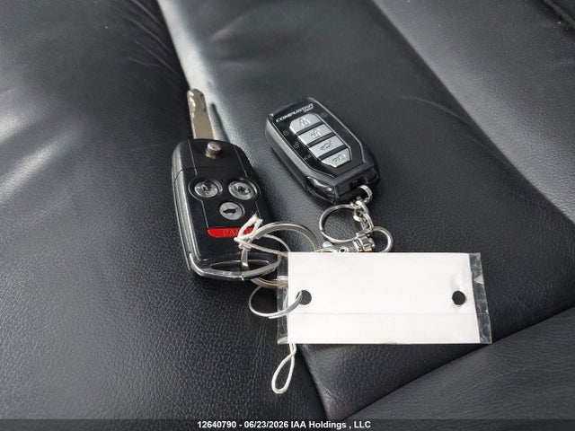 12640790 :رقم المزاد ، 2HNYD2H21DH000805 vin ، 2013 Acura Mdx مزاد بيع
