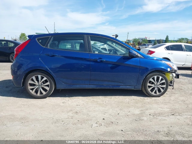 2017 Hyundai Accent Se მანქანა იყიდება აუქციონზე, vin: KMHCT5AE2HU332419, აუქციონის ნომერი: 12640795