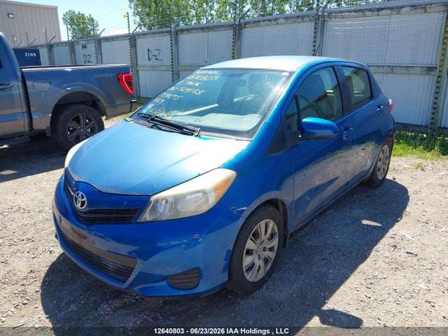 12640803 :رقم المزاد ، JTDKTUD30CD524158 vin ، 2012 Toyota Yaris مزاد بيع