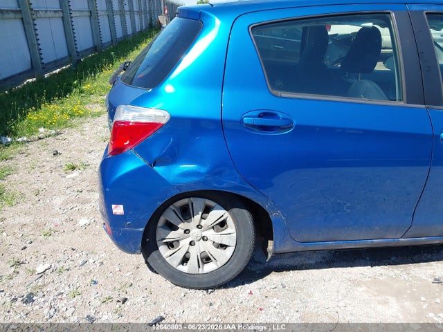 12640803 :رقم المزاد ، JTDKTUD30CD524158 vin ، 2012 Toyota Yaris مزاد بيع