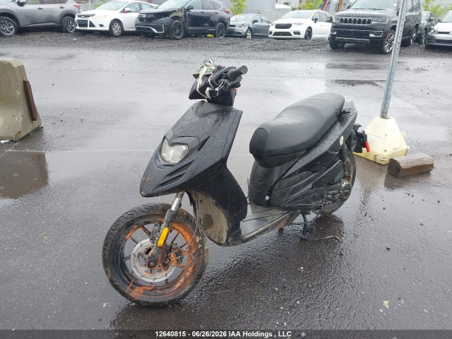 Piaggio Typhoon 50 2020 ZAPC506BXL4003474 Image 2