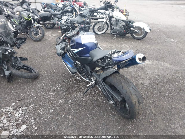 Продажа на аукционе авто 2006 Suzuki Gsx-r1000, vin: JS1GT76A962110390, номер лота: 12640820