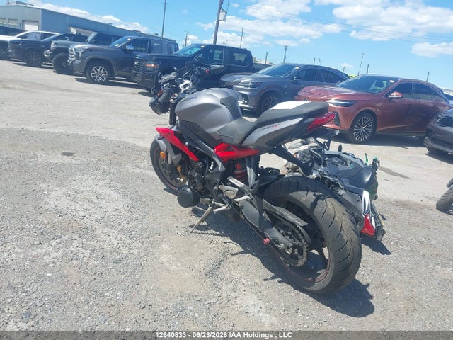 2014 Triumph Motorcycle Street Triple R მანქანა იყიდება აუქციონზე, vin: SMTL03NE2ET610427, აუქციონის ნომერი: 12640833
