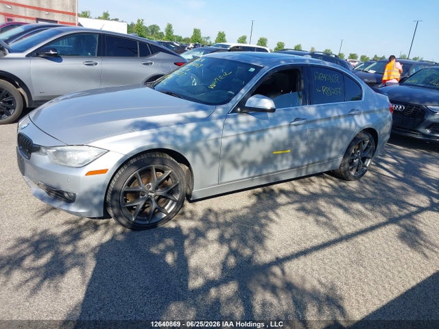 BMW 328 XI 2015 WBA3B3G52FNR85257 Image 14