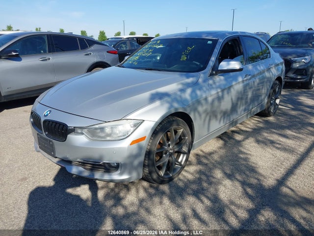 BMW 328 XI 2015 WBA3B3G52FNR85257 Image 2
