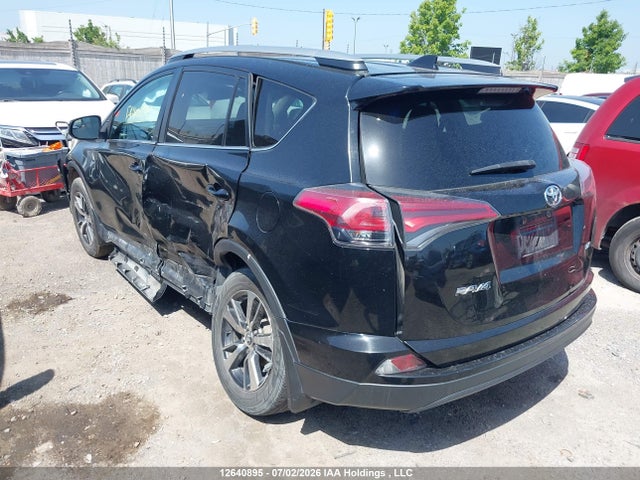 Toyota RAV4 LE 2018 2T3ZFREV8JW406992 Image 3