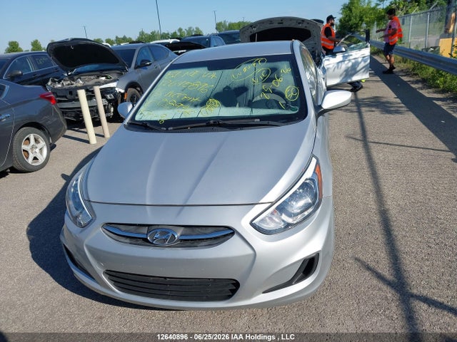2016 Hyundai Accent Gl მანქანა იყიდება აუქციონზე, vin: KMHCT4AE2GU089316, აუქციონის ნომერი: 12640896