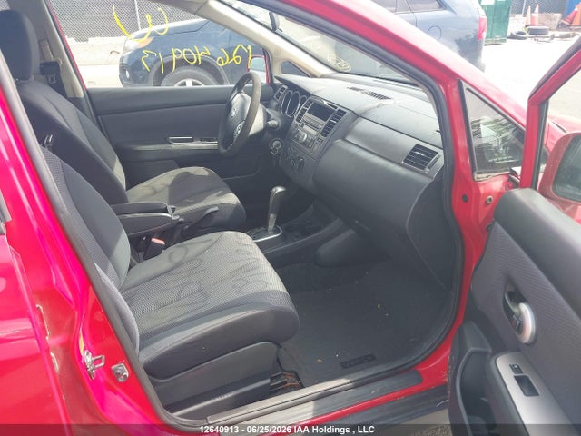 12640913 :رقم المزاد ، 3N1BC13E69L393163 vin ، 2009 Nissan Versa 1.8sl مزاد بيع