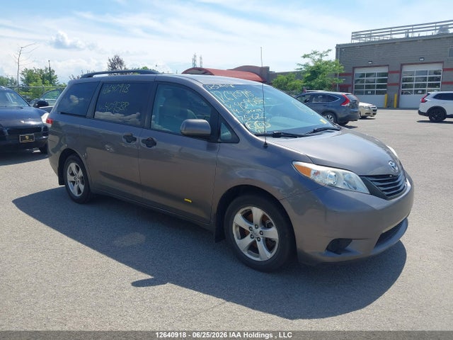 Продаж на аукціоні авто 2014 Toyota Sienna, vin: 5TDZK3DC5ES409588, номер лоту: 12640918