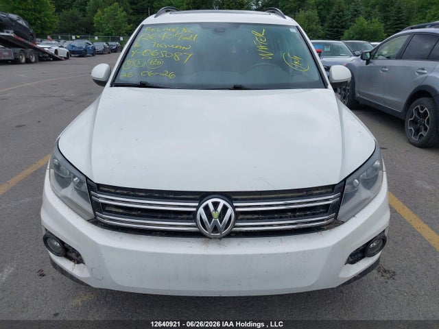 2016 Volkswagen Tiguan Comfortline/highline/special Edition მანქანა იყიდება აუქციონზე, vin: WVGJV7AX2GW065087, აუქციონის ნომერი: 12640921
