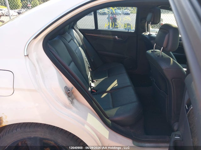 2011 Mercedes-benz C 300 4matic მანქანა იყიდება აუქციონზე, vin: WDDGF8BB5BF612114, აუქციონის ნომერი: 12640988