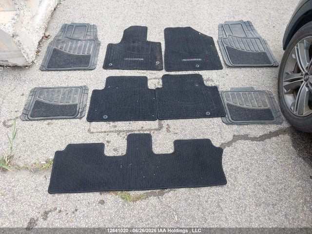 12641020 :رقم المزاد ، KM8SNDHF7DU035140 vin ، 2013 Hyundai Santa Fe Xl Limited مزاد بيع