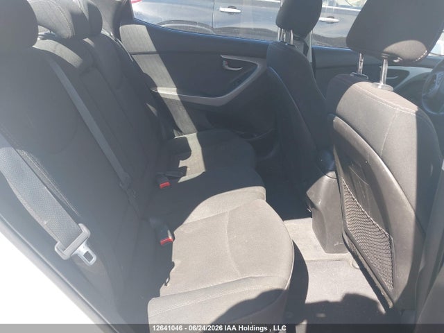 Продаж на аукціоні авто 2016 Hyundai Elantra Gl, vin: 5NPDH4AE8GH796411, номер лоту: 12641046