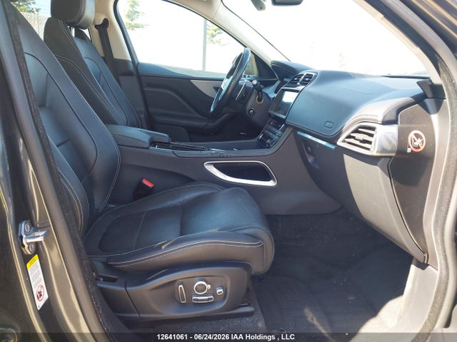 Jaguar F-pace R - Sport 2018 SADCL2FN0JA263267 Image 5