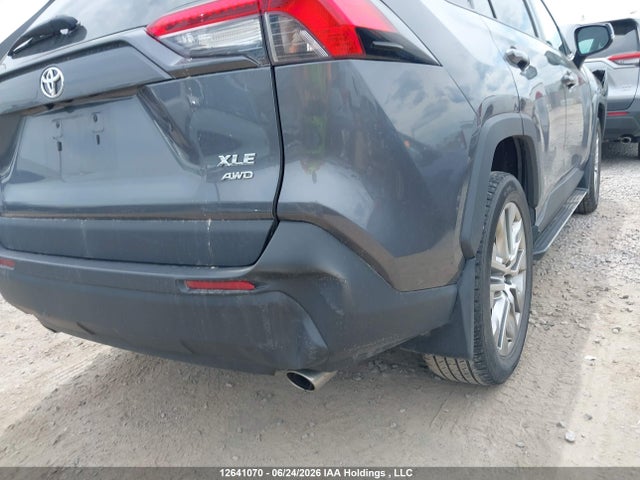 2020 Toyota Rav4 Xle მანქანა იყიდება აუქციონზე, vin: 2T3R1RFV6LC082247, აუქციონის ნომერი: 12641070