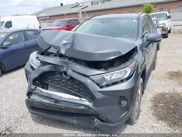 2020 Toyota Rav4 Xle მანქანა იყიდება აუქციონზე, vin: 2T3R1RFV6LC082247, აუქციონის ნომერი: 12641070