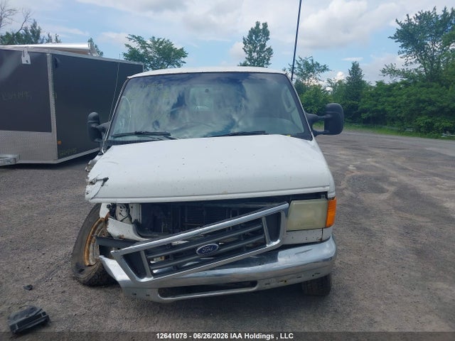 2004 Ford Econoline E350 Super Duty Wagon მანქანა იყიდება აუქციონზე, vin: 1FBSS31S84HA81944, აუქციონის ნომერი: 12641078