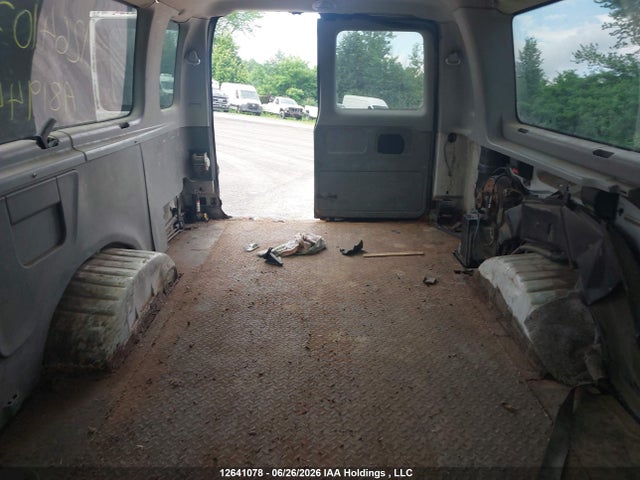 2004 Ford Econoline E350 Super Duty Wagon მანქანა იყიდება აუქციონზე, vin: 1FBSS31S84HA81944, აუქციონის ნომერი: 12641078