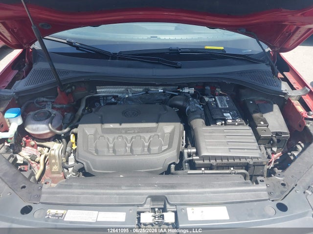 Продажа на аукционе авто 2021 Volkswagen Tiguan Highline, vin: 3VV4B7AX3MM129256, номер лота: 12641095