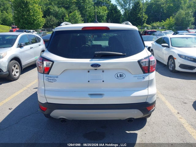 12641098 :رقم المزاد ، 1FMCU9J97JUC95901 vin ، 2018 Ford Escape Titanium مزاد بيع