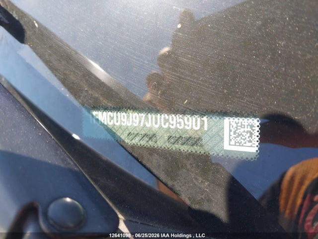 12641098 :رقم المزاد ، 1FMCU9J97JUC95901 vin ، 2018 Ford Escape Titanium مزاد بيع