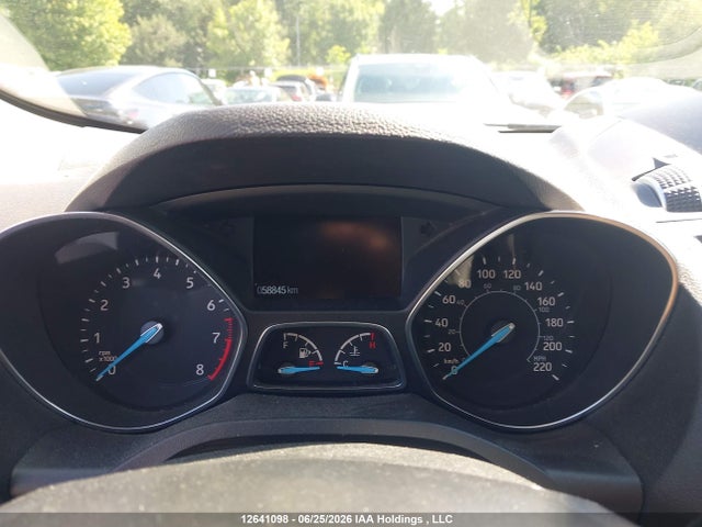 12641098 :رقم المزاد ، 1FMCU9J97JUC95901 vin ، 2018 Ford Escape Titanium مزاد بيع