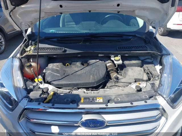 12641098 :رقم المزاد ، 1FMCU9J97JUC95901 vin ، 2018 Ford Escape Titanium مزاد بيع