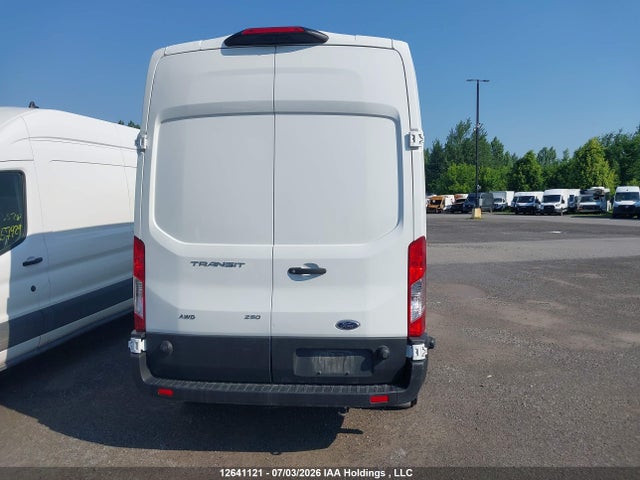 Ford Transit T-250 2025 1FTBR2X89SKA64728 Image 16