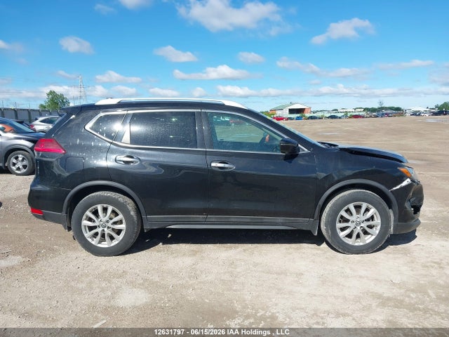 2017 Nissan Rogue S/sl Platinum/sv მანქანა იყიდება აუქციონზე, vin: 5N1AT2MV7HC792537, აუქციონის ნომერი: 12631797