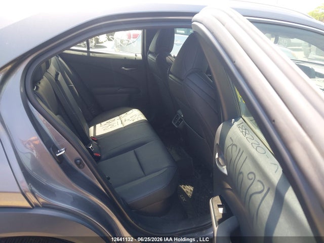 JTHR9JBHXL2022889 Lexus UX 250H
